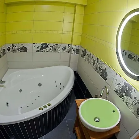 Certi Aparthotel 3*