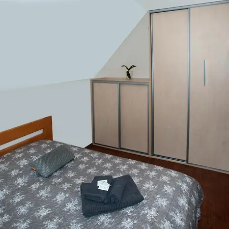 Certi Λίμπερεκ