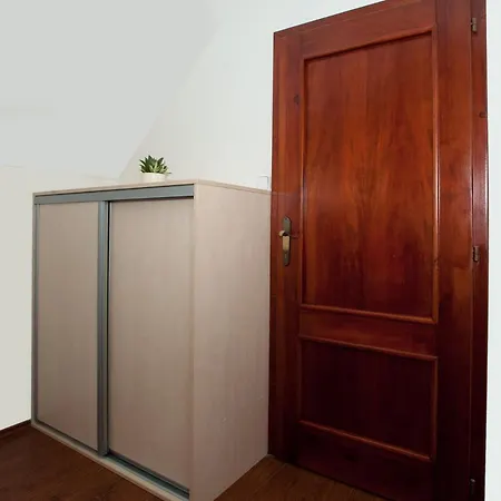 Certi Ξενοδοχείο με διαμερίσματα 3*