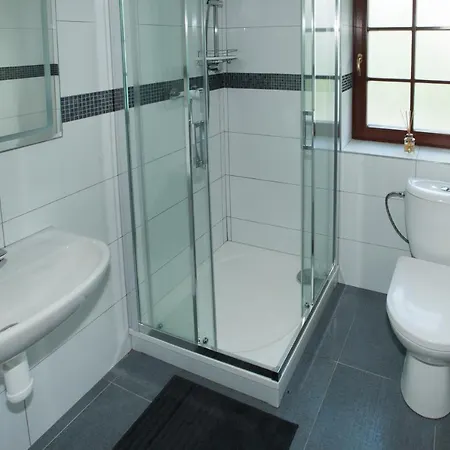 Ξενοδοχείο με διαμερίσματα Certi 3*