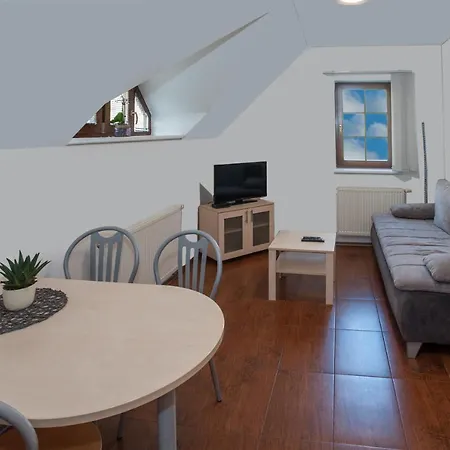 Certi 3* リベレツ