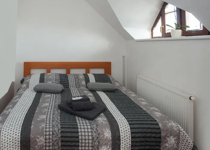 Lägenhetshotell Certi 3*